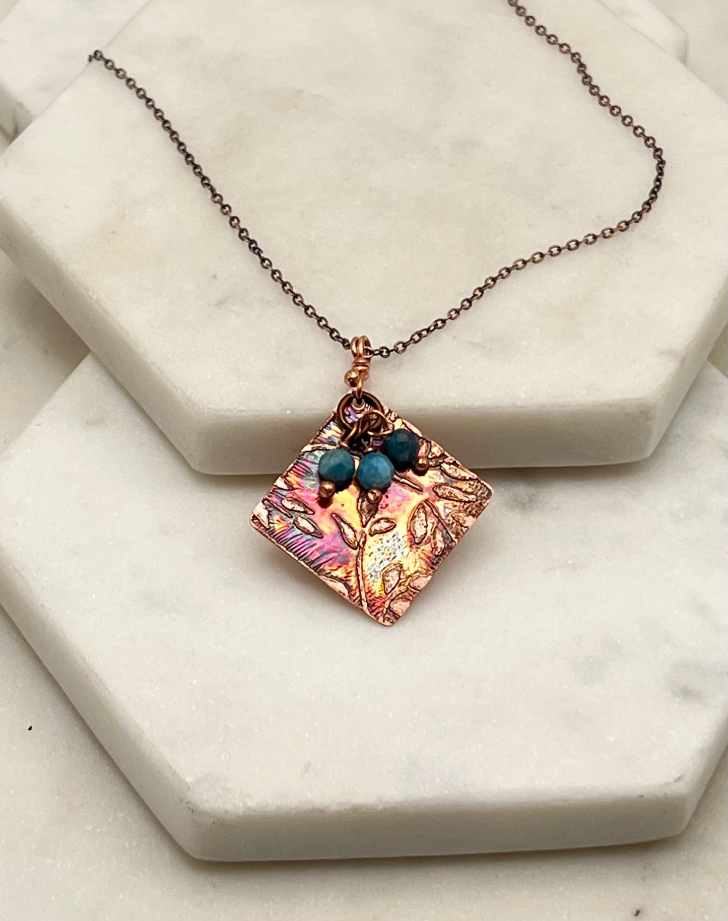 Acid etched copper necklace with apatite gemstones