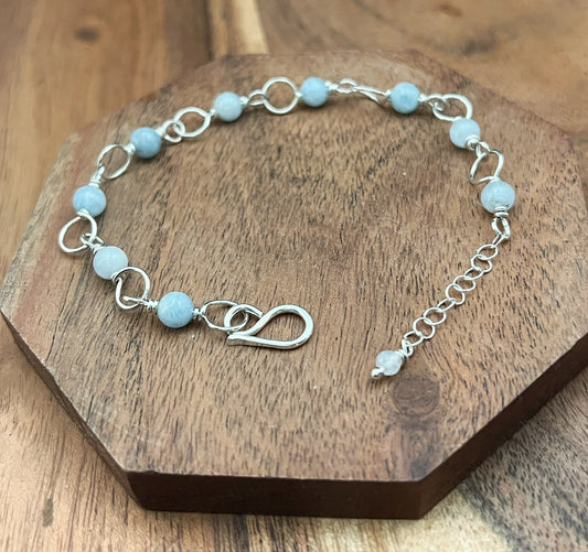 Sterling silver and aquamarine bracelet
