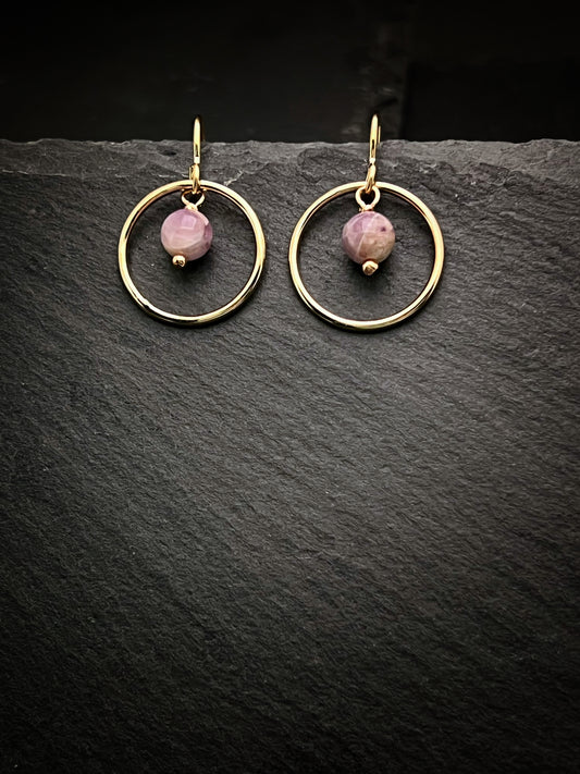 14 Karate gold and amethyst earrings