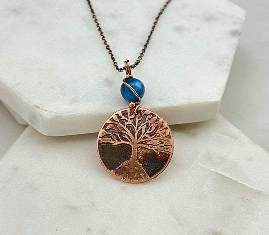 Acid etched copper tree necklace with apatite gemstone