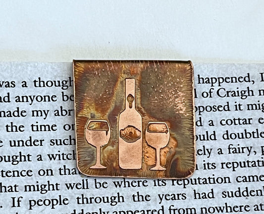 Wine bookmark