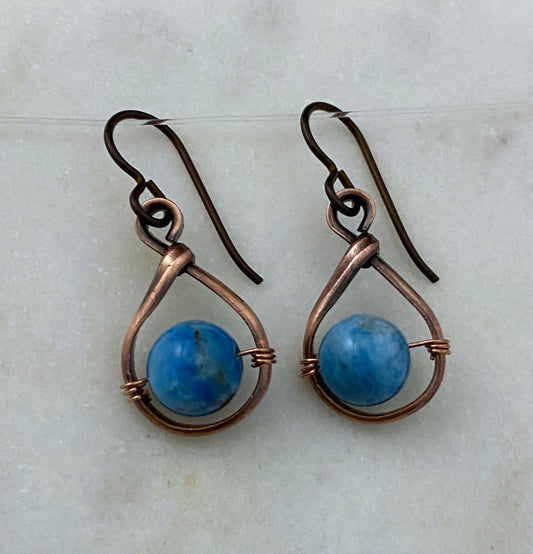 Copper and apatite teardrop earrings