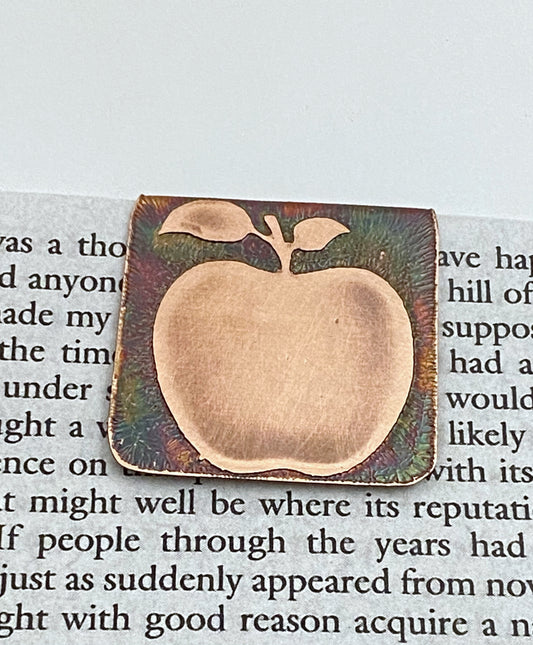 Apple bookmark
