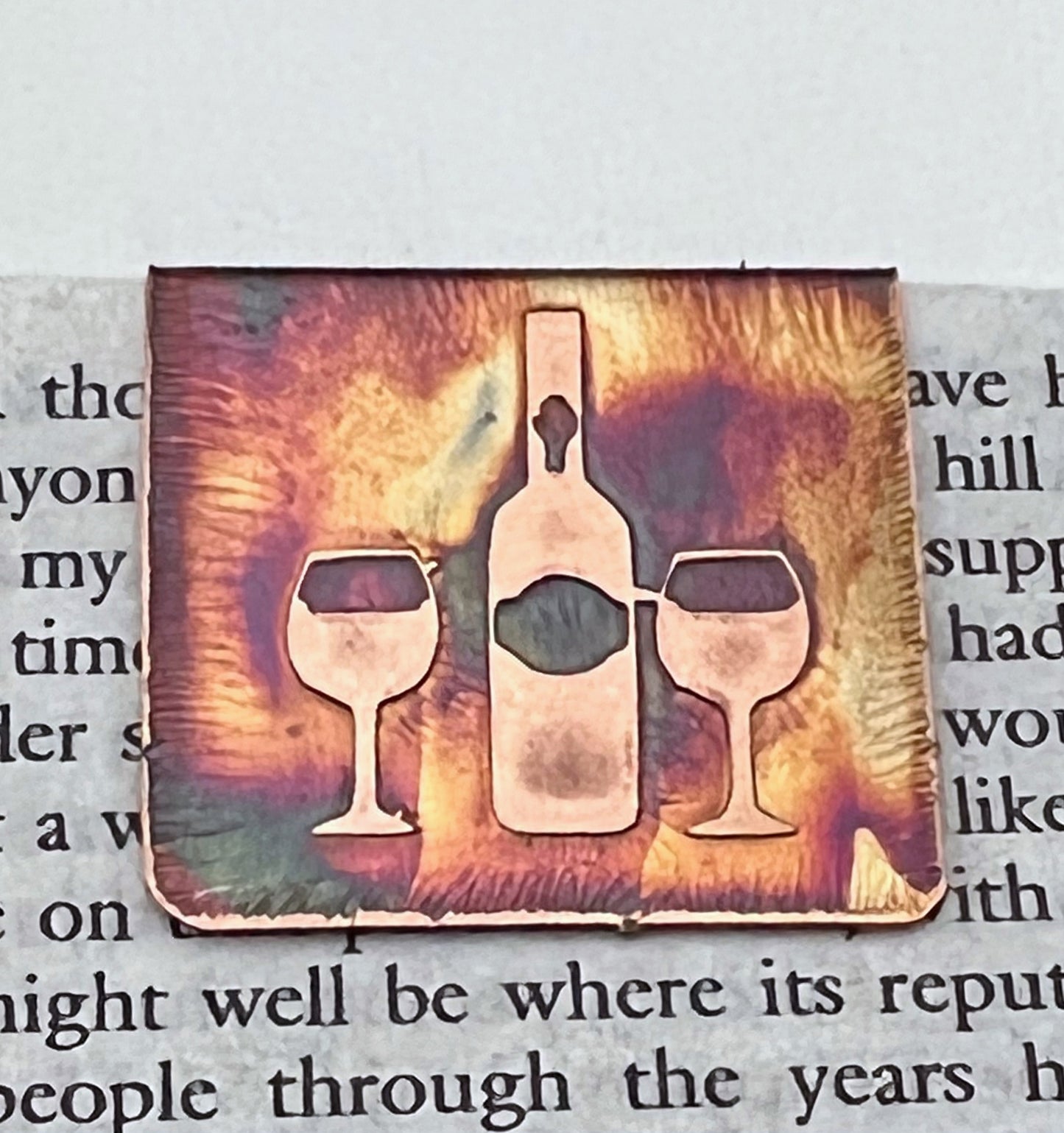 Wine bookmark
