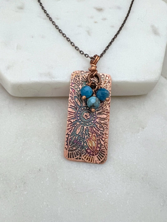 Acid etched copper necklace with apatite gemstones