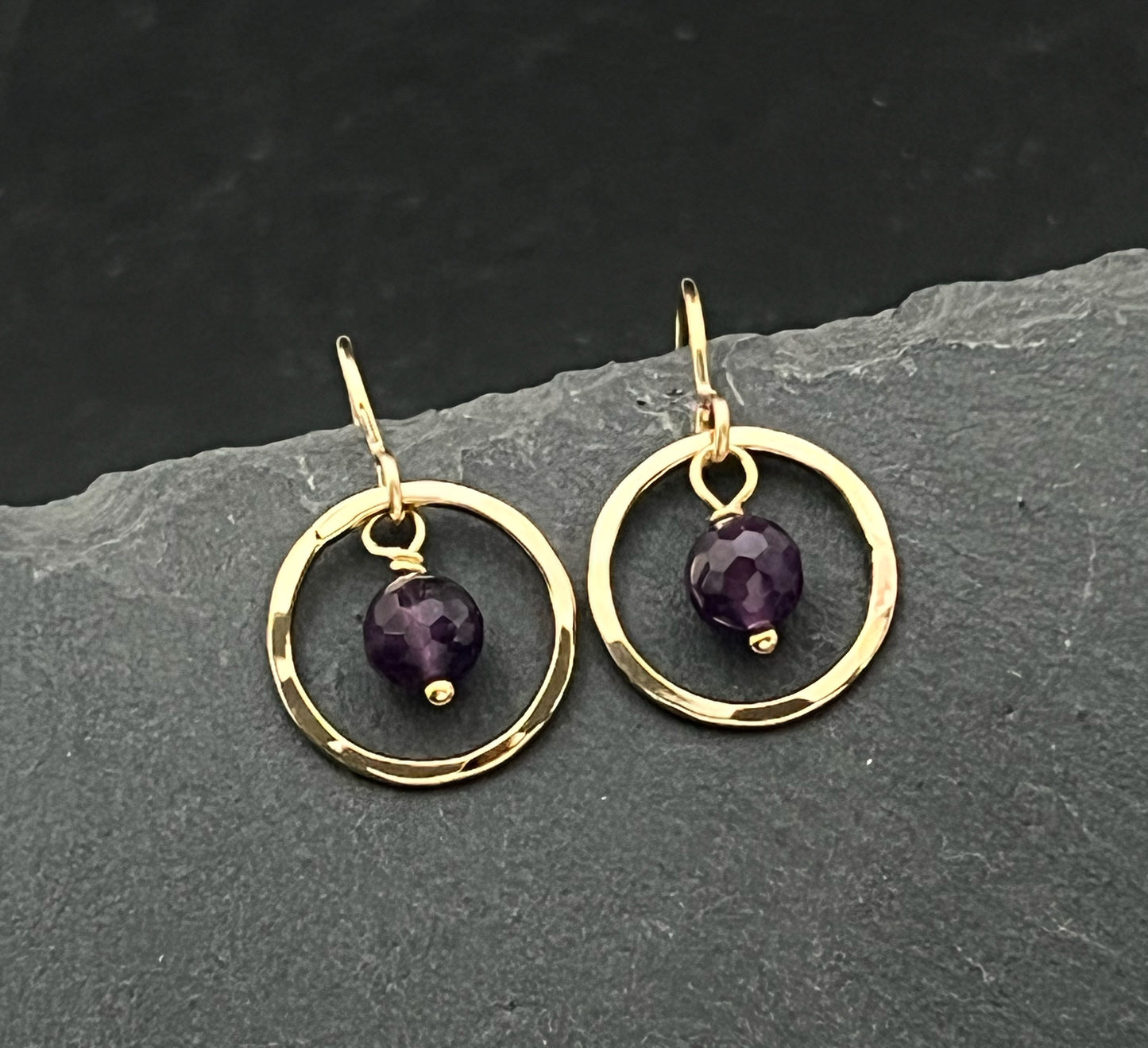 14 Karate gold and amethyst earrings