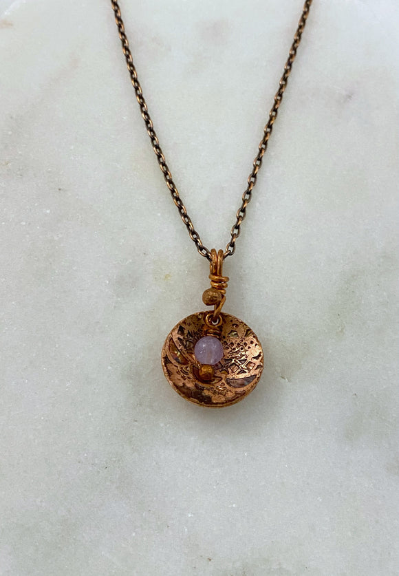 Copper necklace with amethyst gemstone