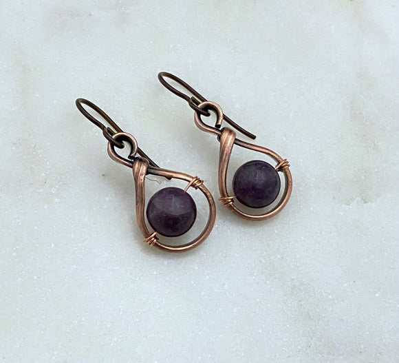 Copper teardrop earrings with amethyst
