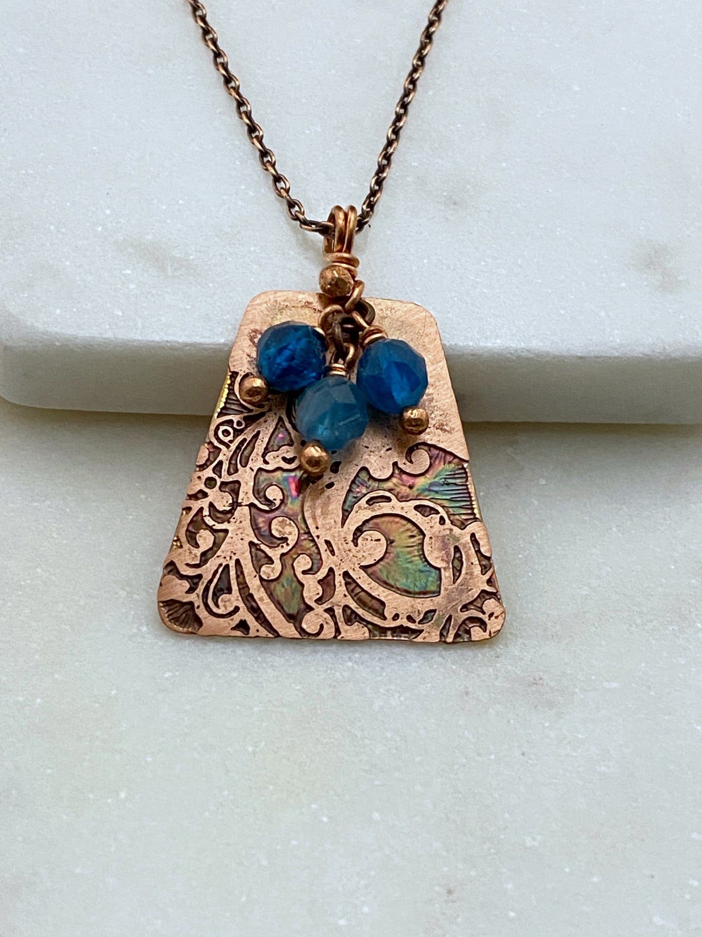 Acid etched copper necklace with apatite gemstones