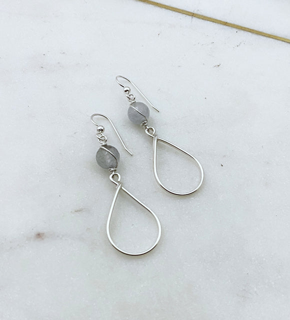 Sterling sliver and agate earring