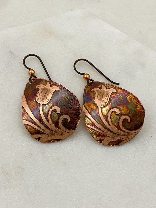 Acid etched copper leaf medium teardrop earrings