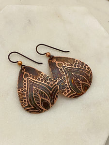 Acid etched copper leaf medium teardrop earrings