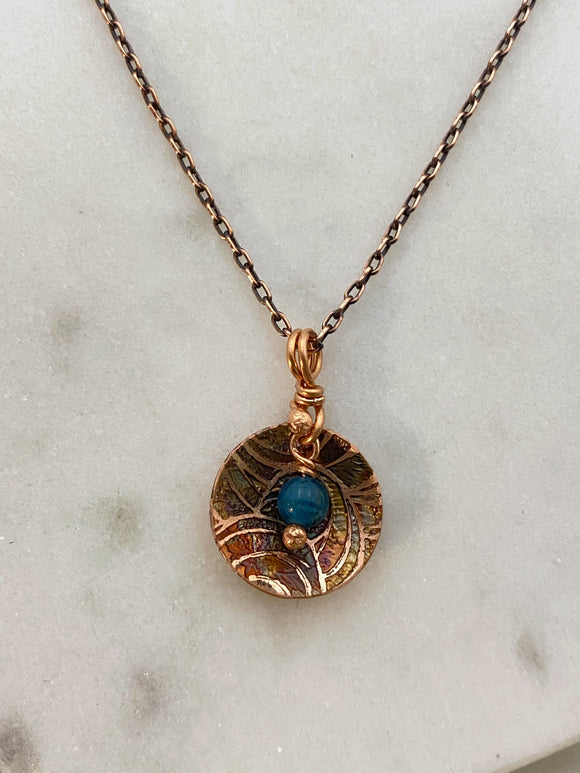Acid etched copper necklace with apatite gemstone