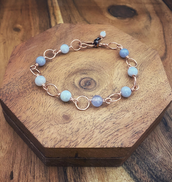 Handmade twisted copper wire and chalcedony bracelet