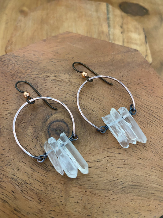 Copper and quartz earring