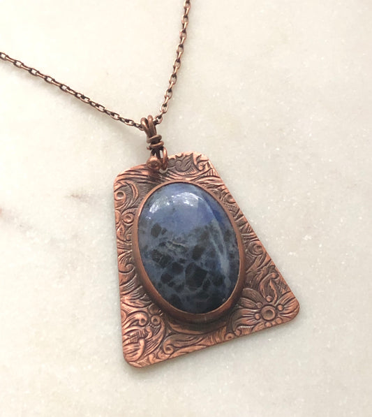 Acid etched copper stone set necklace with sodalite