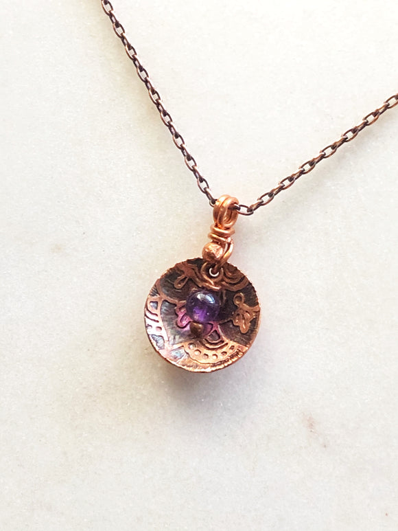 Acid etched copper mandala dish necklace with amethyst